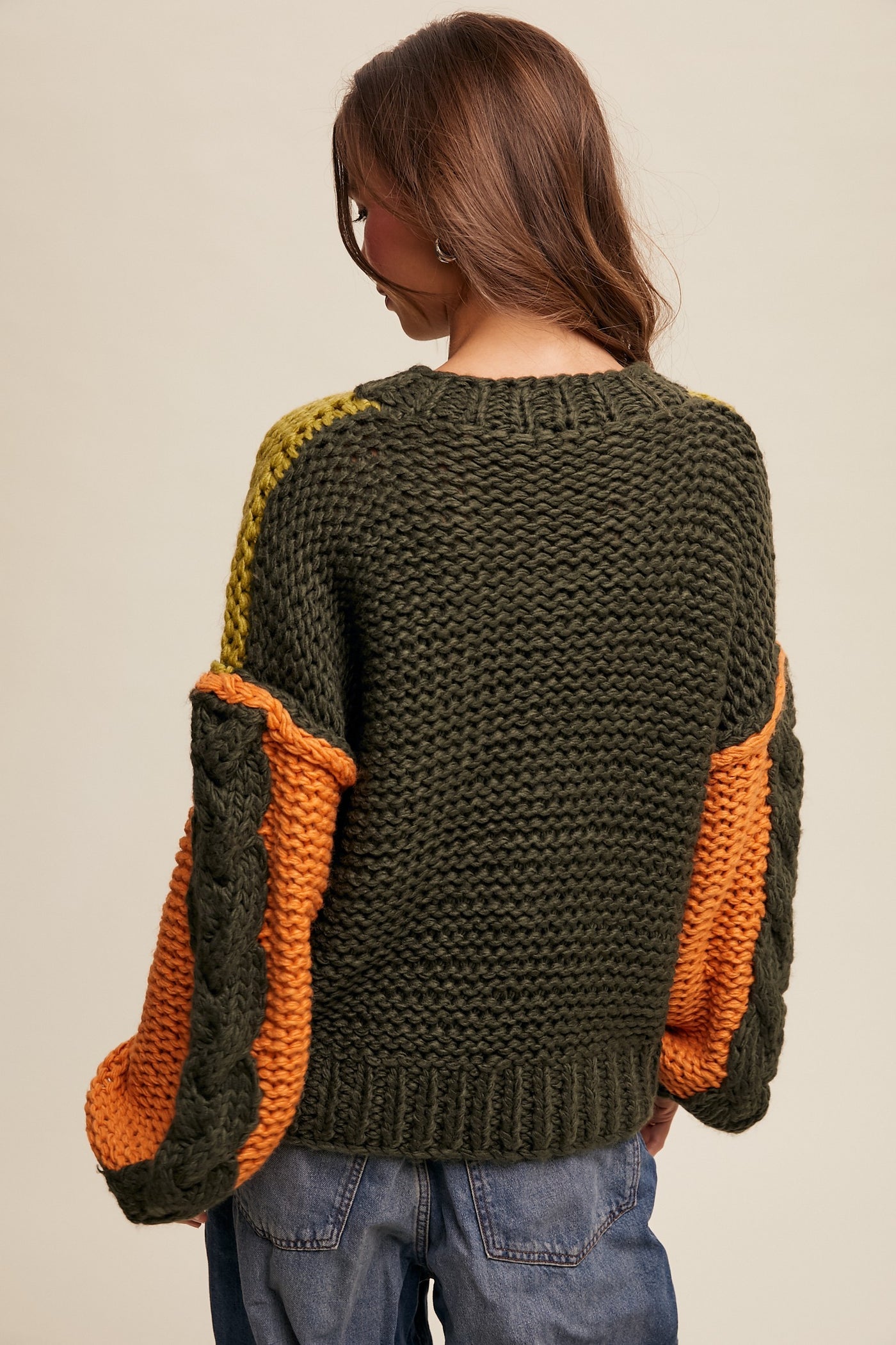 HAND-KNIT STYLE COLORBLOCK KNIT SWEATER