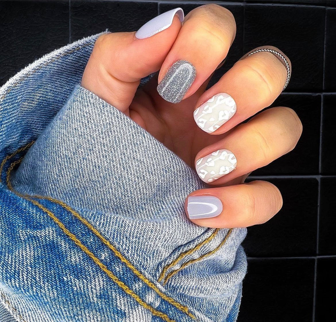 Steel Grey, Shay