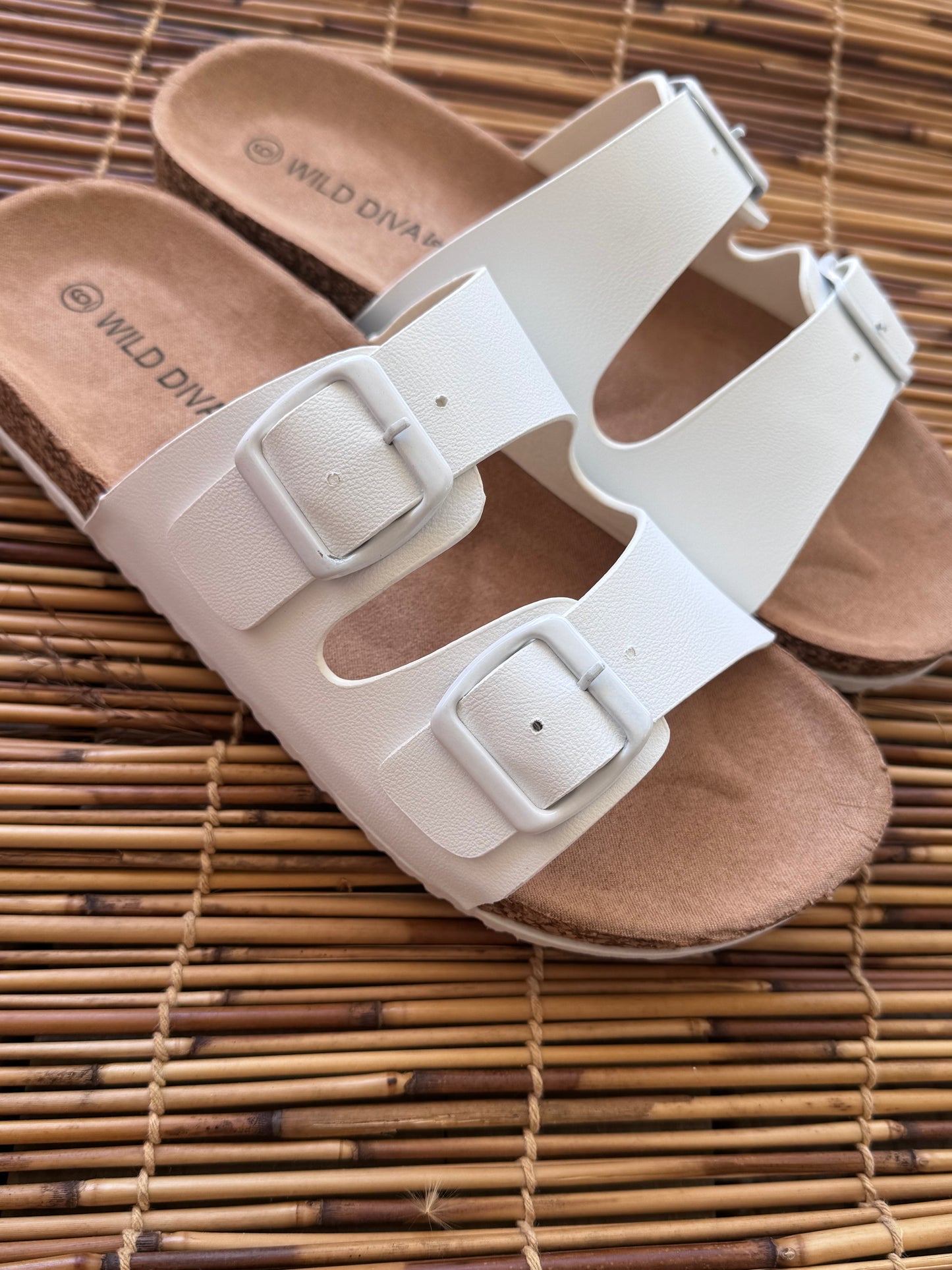 Wild Diva Buckle Strap Beach Flat Sandals