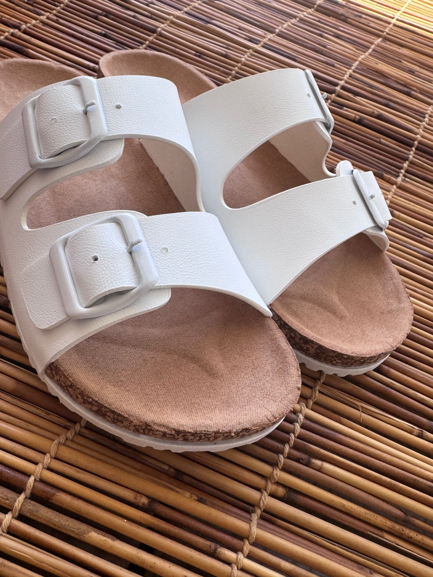 Wild Diva Buckle Strap Beach Flat Sandals
