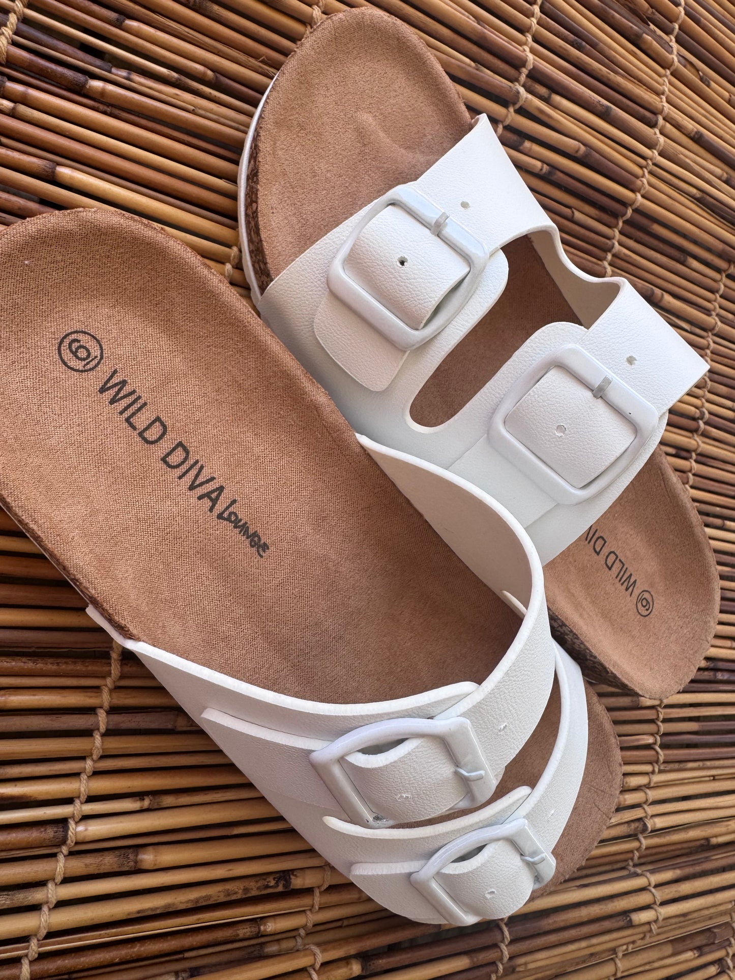 Wild Diva Buckle Strap Beach Flat Sandals