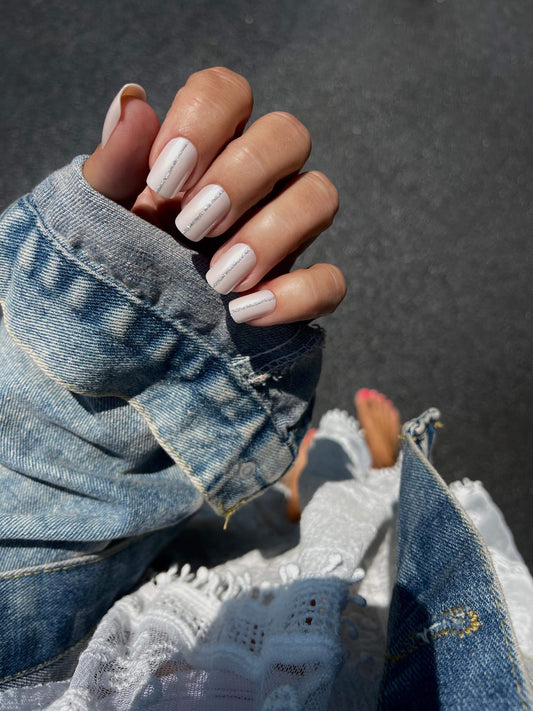 Glitz & Glamour, Janelle